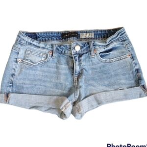Aeropostale denim midi shorts size 6